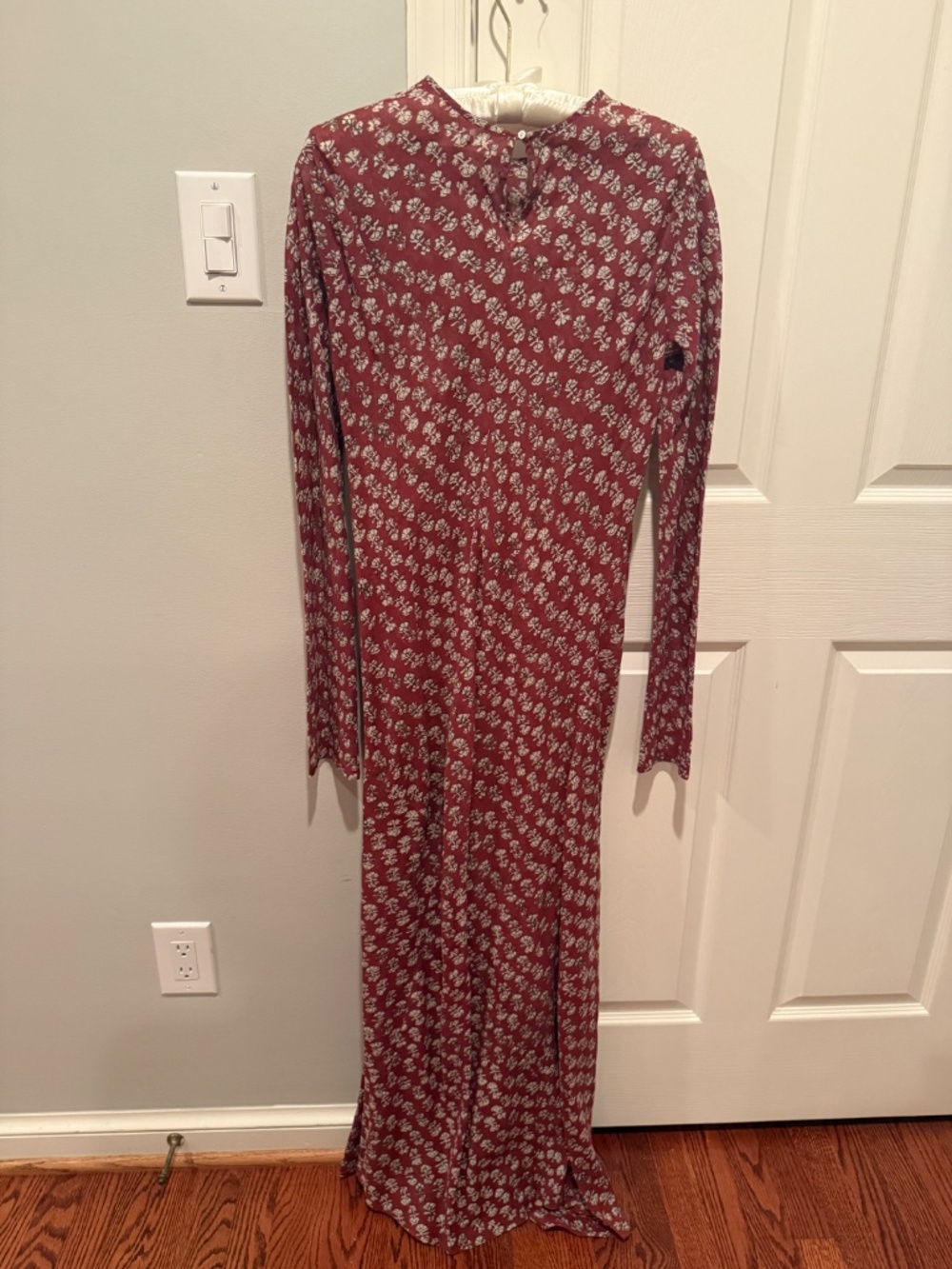 Doen red dress - size medium - Picture 2 of 6